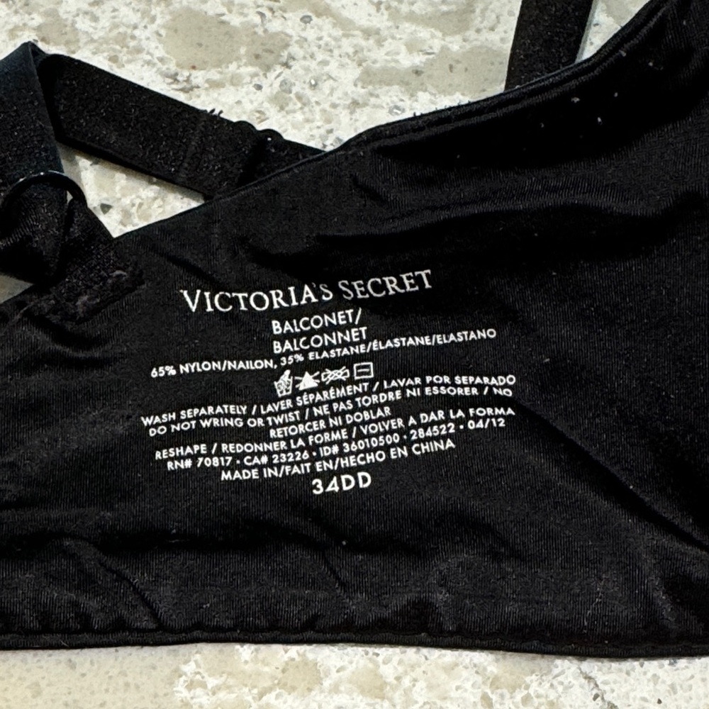 Victoria's Secret Black and Hot Pink Bra Duo - Picture 3 of 6